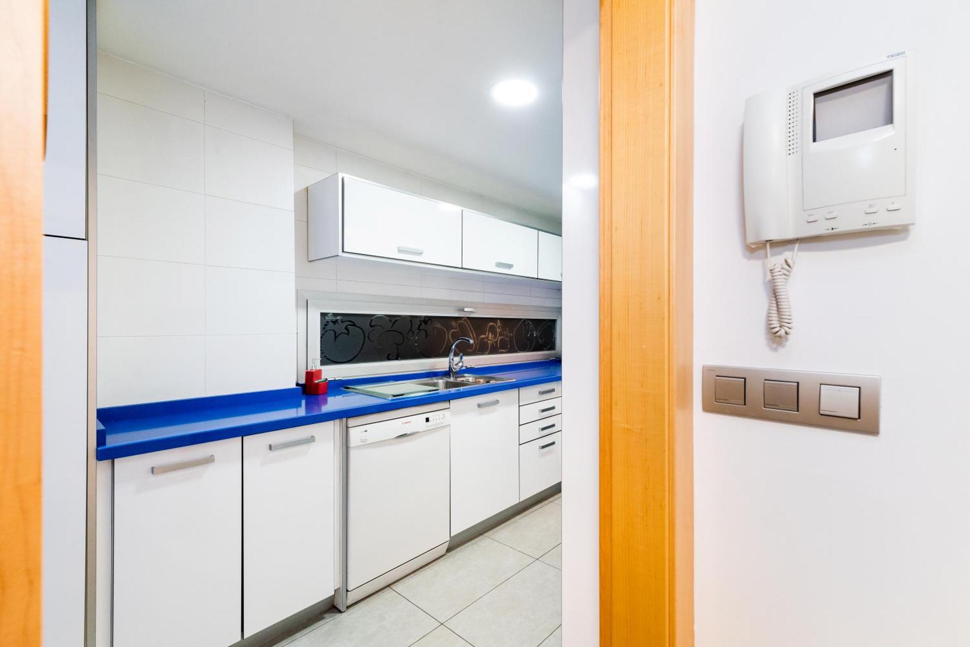 Ferienwohnung Tuguest Avenida De La Investigacion - Free Parking Granada Exterior foto