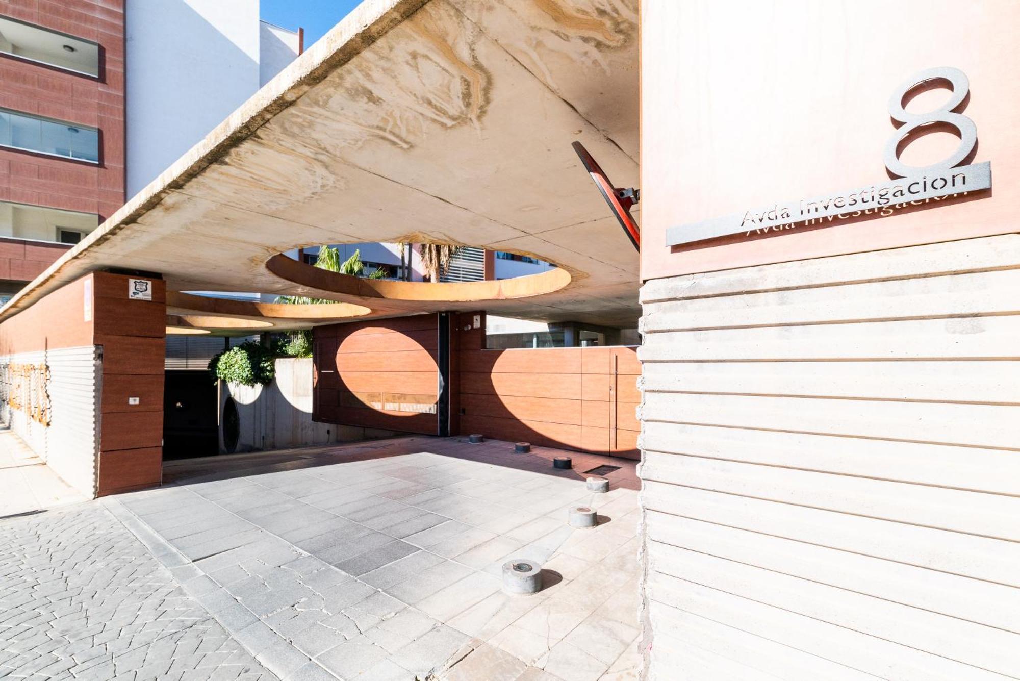 Ferienwohnung Tuguest Avenida De La Investigacion - Free Parking Granada Exterior foto
