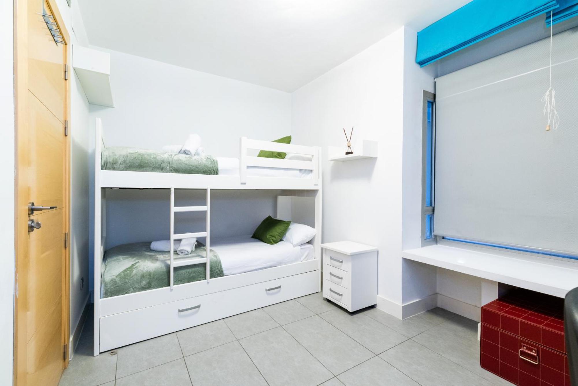 Ferienwohnung Tuguest Avenida De La Investigacion - Free Parking Granada Exterior foto