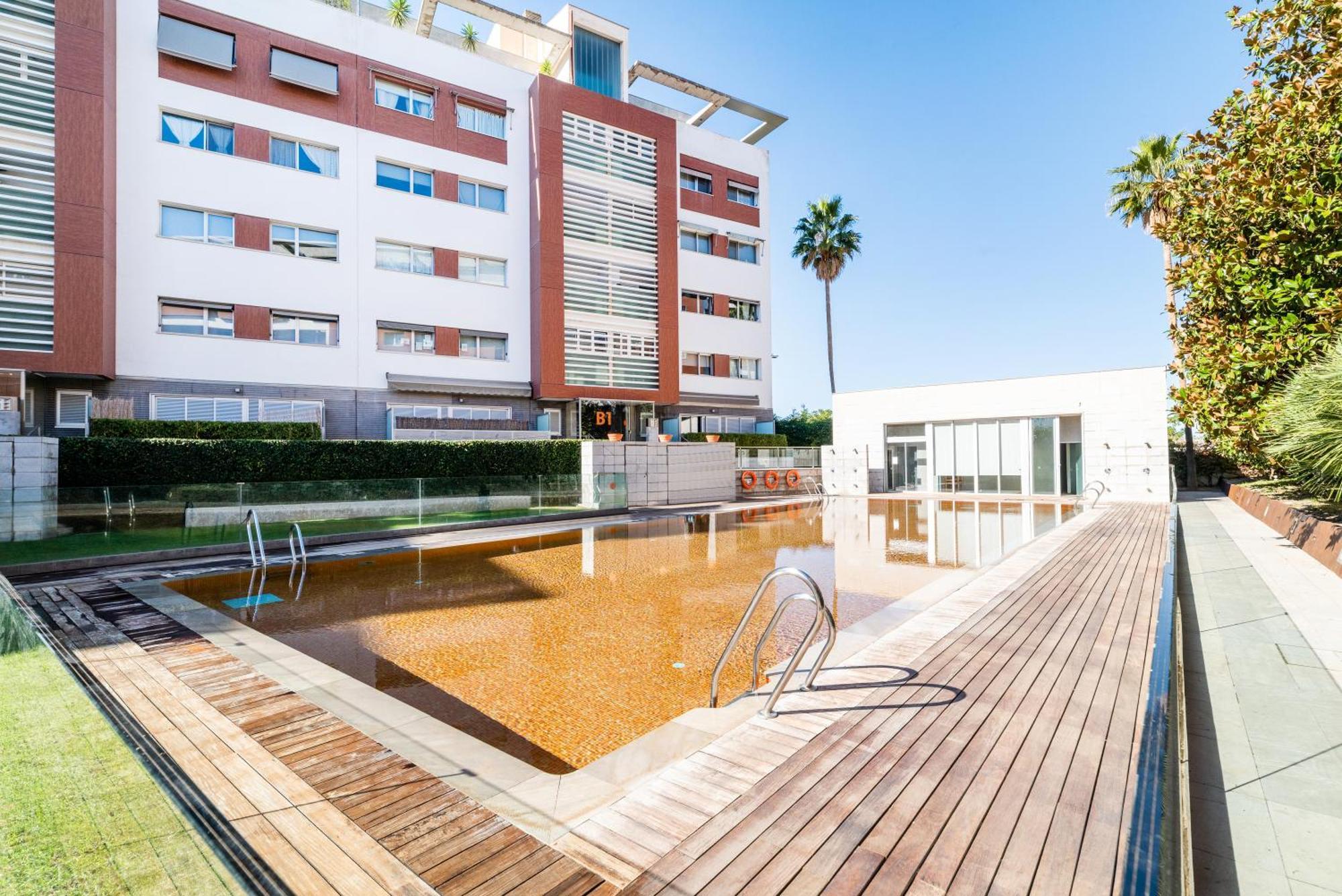 Ferienwohnung Tuguest Avenida De La Investigacion - Free Parking Granada Exterior foto